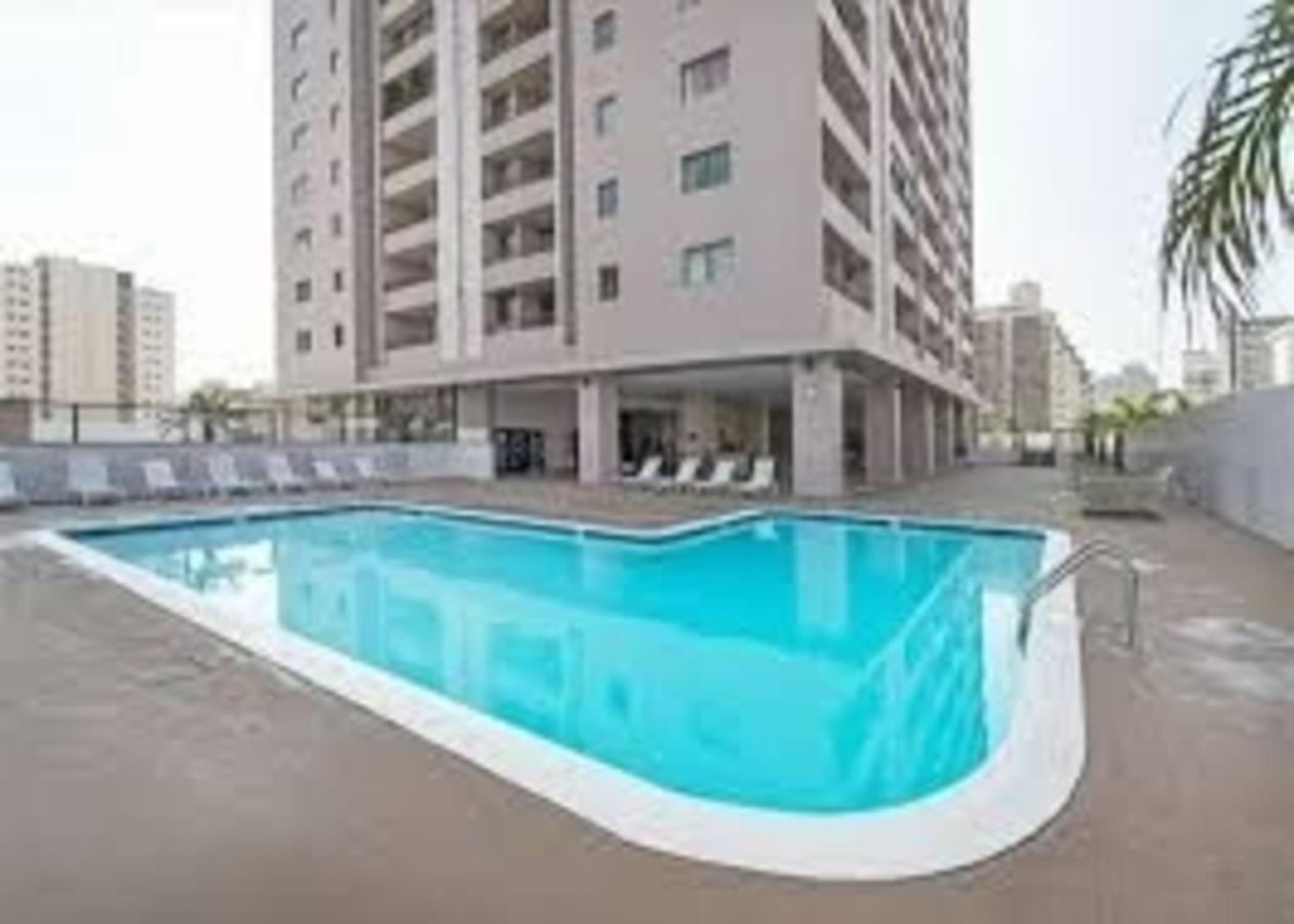 Private One Bedroom Condo, With Corporate Rental Car Savings Code Included, Free Onsite Parking ホノルル エクステリア 写真
